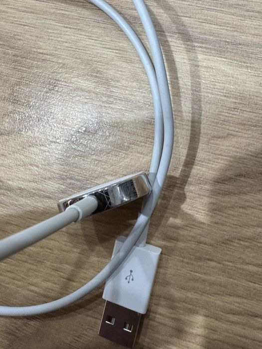 Магнитно зарядно за Apple Watch