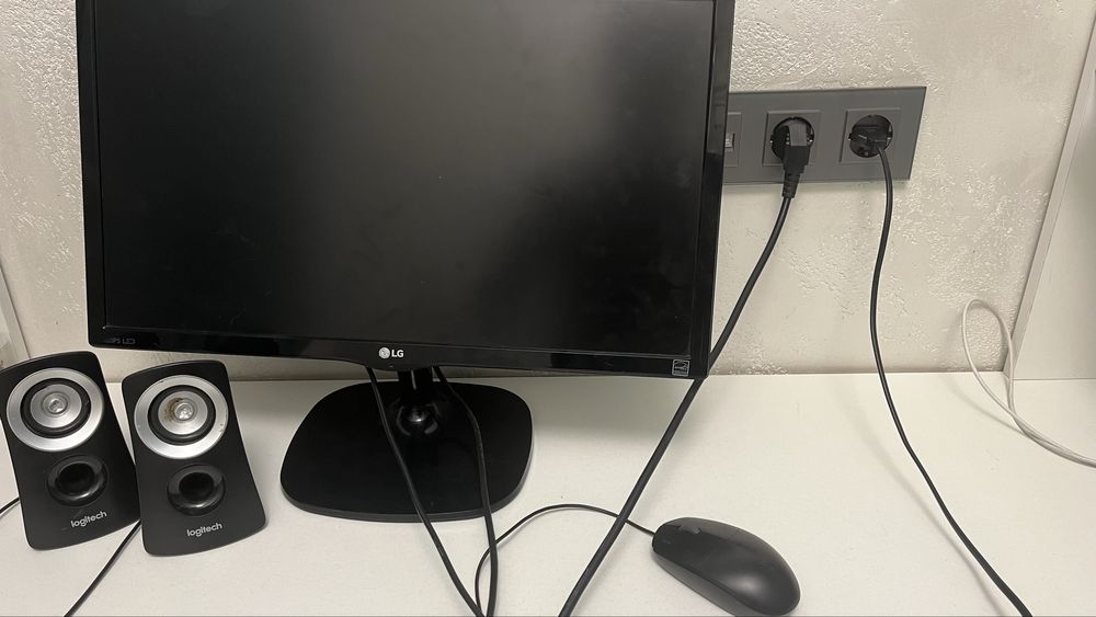 Офисный компьютер на продаже