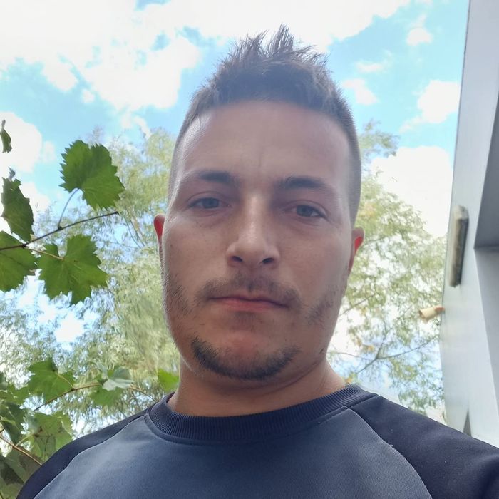 Pielea mea gratis pentru tatuatorii incepatorii,voi fi cobai gratis