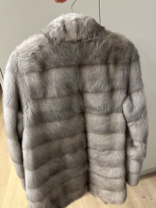 Vand haina noua blana naturala vizon