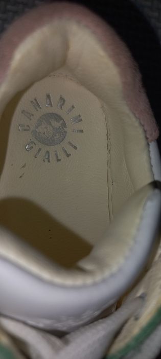 Adidasi marimea 21