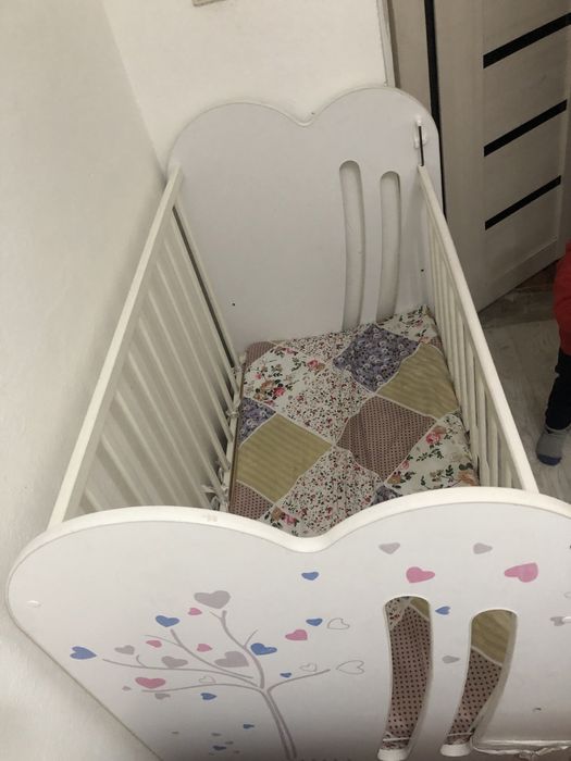 Детский манеж с матрасом