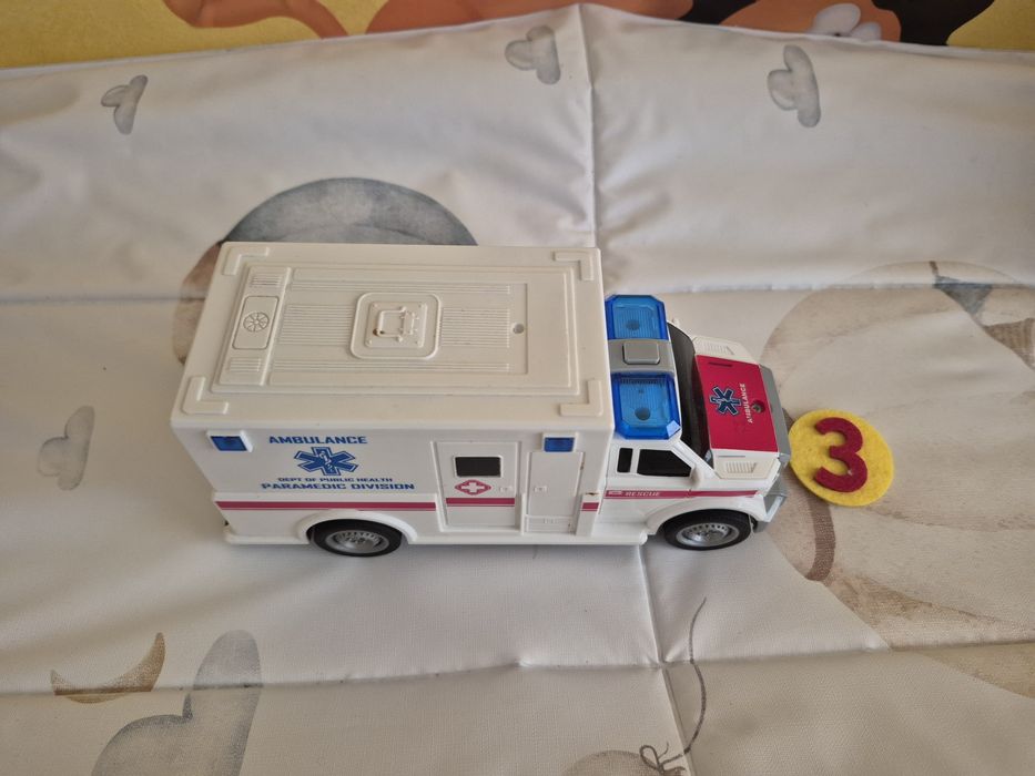 Занимателни играчки - цени по снимка и в коментари