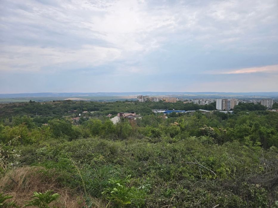 Продава се Парцел в Горна Оряховица - 6374 кв.м за 2 €/кв.м - Снимка #1