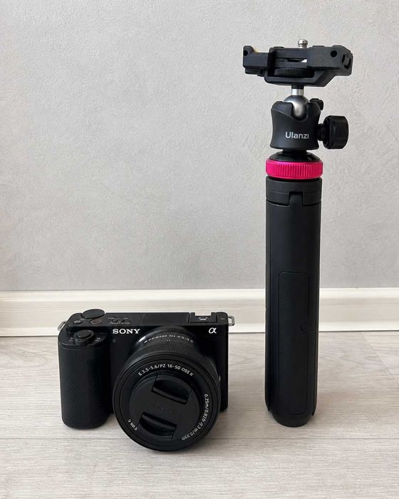 Sony ZV-E10 kit 16-50 + Ulanzi + SD 128GB