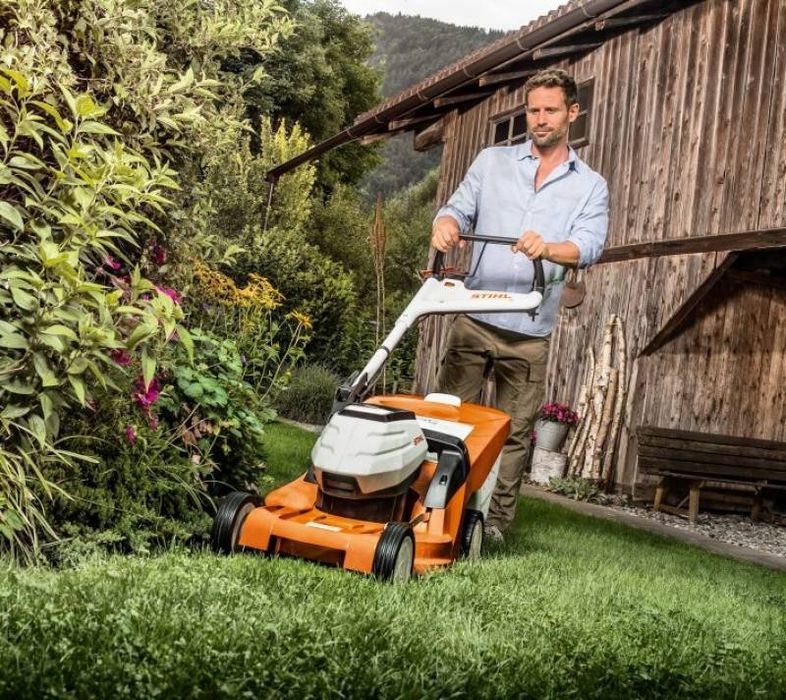 Бензиновая газонокосилка STIHL RM 655 V