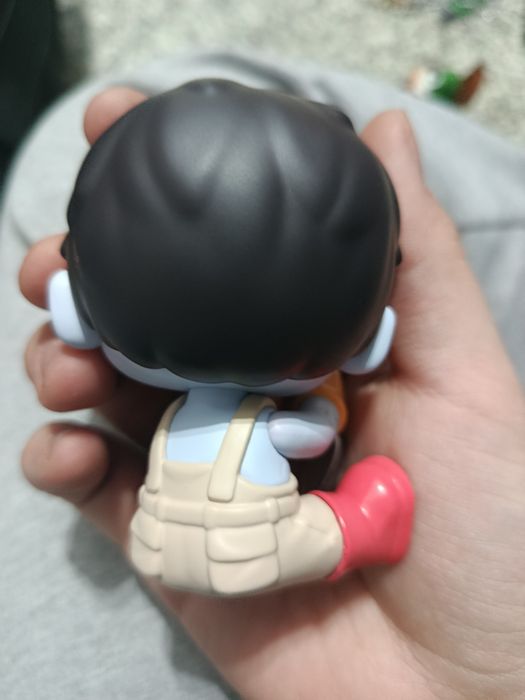 Продаю срочно фигурку