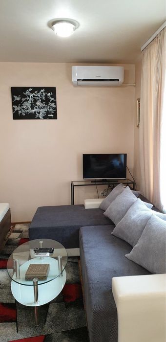 Дава се под наем Едностаен апартамент в София, Борово - 46 кв.м за 346.8 € - Снимка #1