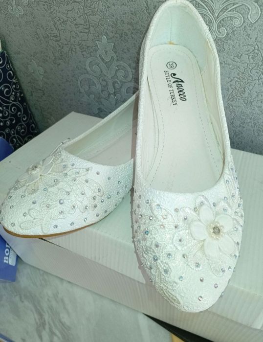 1marotaba kiyilgan oyoqkiyimlar