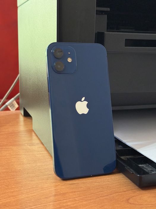 iPhone 12 Синий цвет