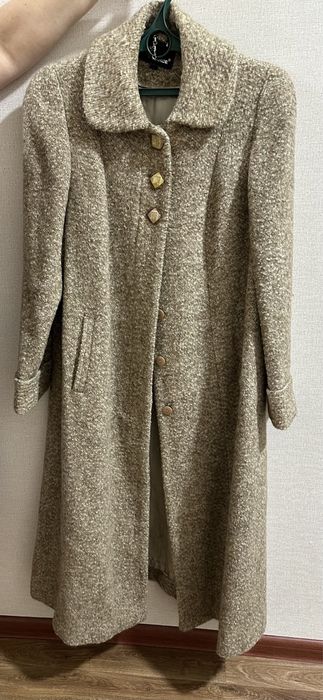 Продается пальто