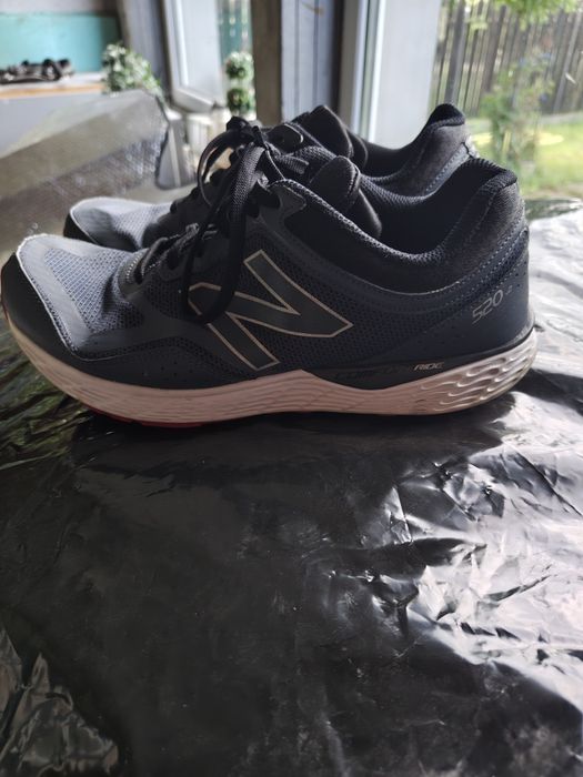 Adidas New Balance 520