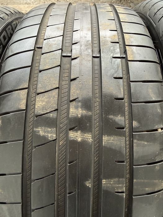 Jante originale VW ID4 / ID5 / ID6 / ID7 – Narvik cu anvelope vara in doua dimensiuni 255/40 21 cu 235/45 21