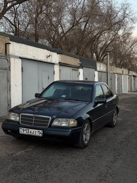 Mercedes benz w202