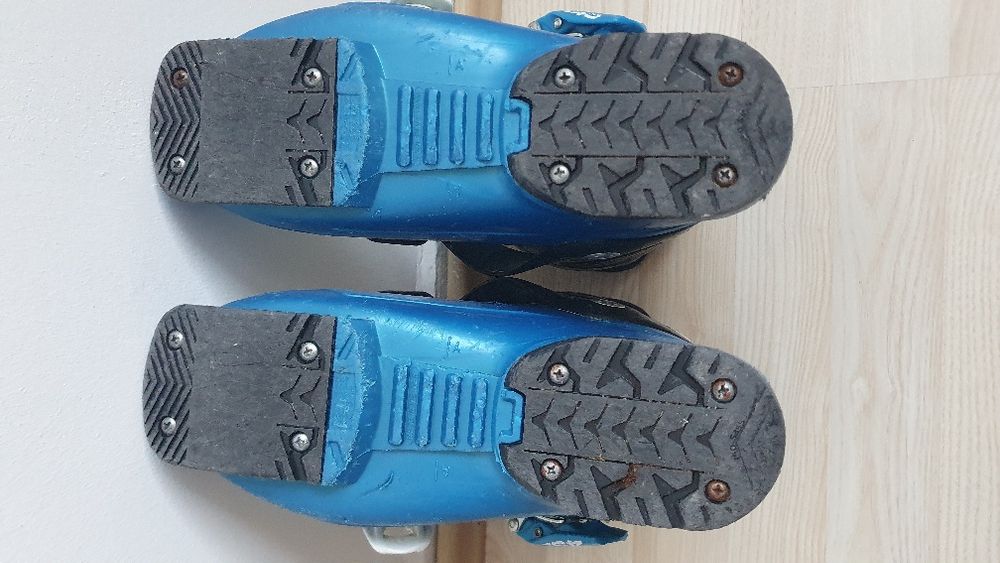 Clapari Nordica pentru copii 22 - 23.5 (275 mm) CADOU BEȚE