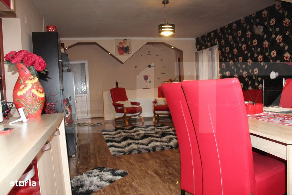 Casa cu etaj si spatiu comercial, vedere la partia de schi – Covasna