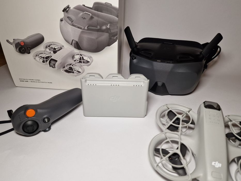DJI Neo Motion Fly Combo