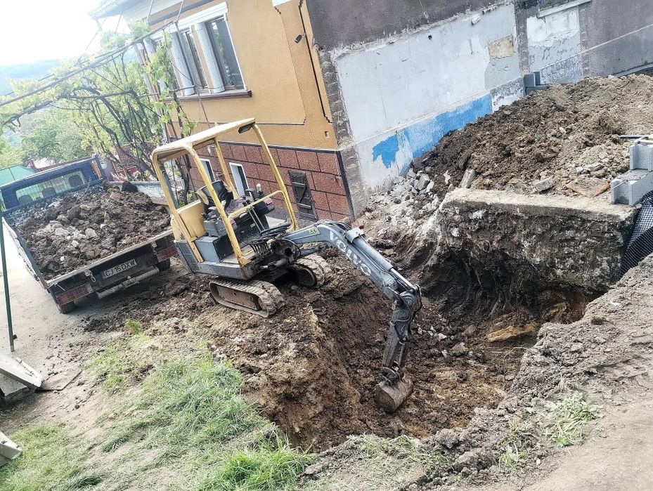 Săpături mecanizate ,miniexcavator