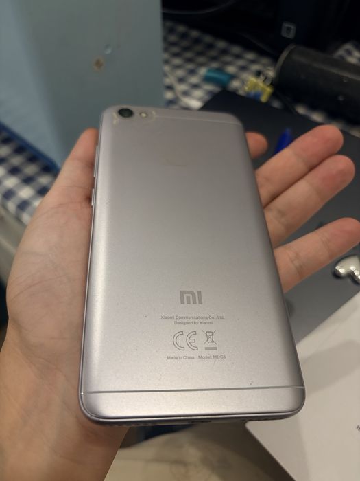 Продам телефон MDG6