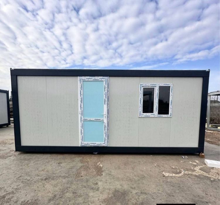 Vand containere modulare personalizate sau standard