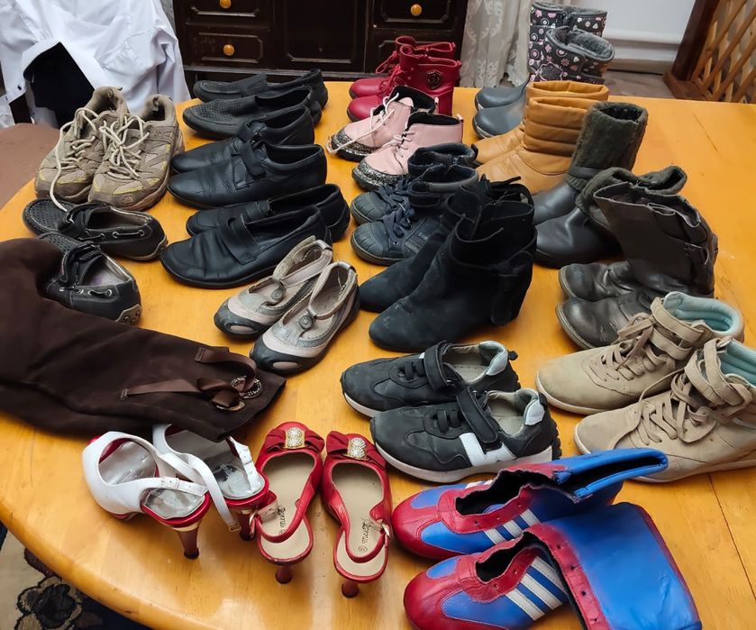 Обувь за дешево.