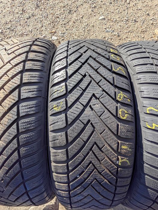 SET 2 Anvelope Iarna 205/60 R16 VREDESTEIN M+S ras