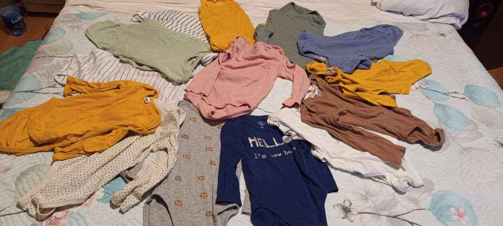 Lot 15 body cu capse marime 86-92