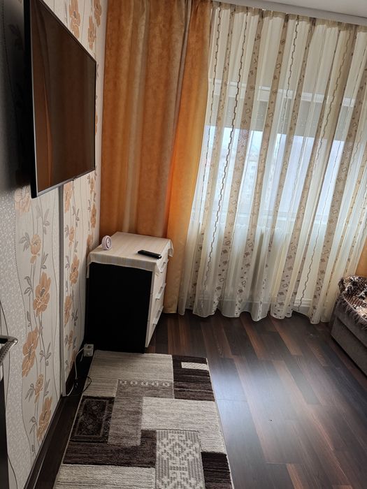 Vand apartament 2 camere decomandat