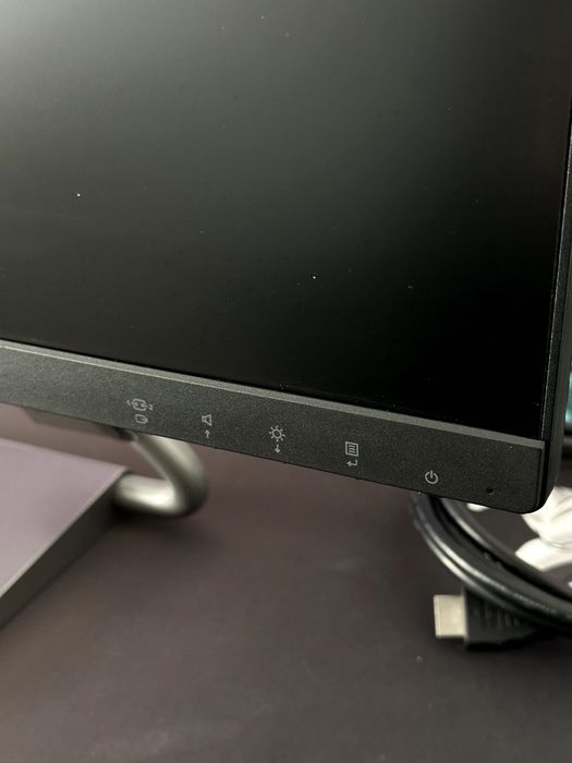 Monitor Lenovo IPS 27" 75Hz 2560x1440