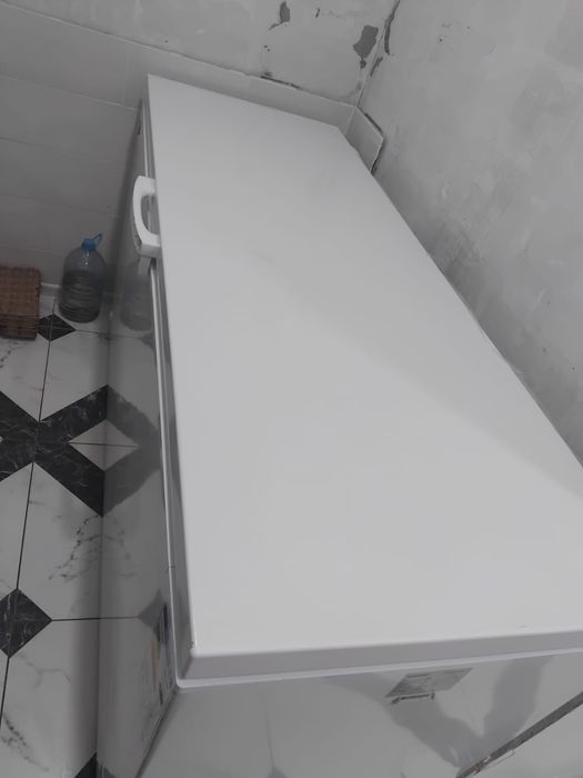 Продам морозильник