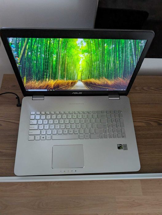 Laptop Asus 17,3 inch, FHD, i7-4710HQ, 8 GB RAM, GeForce gtx 850m 4 GB, 1 TB HDD + 240 GB SSD