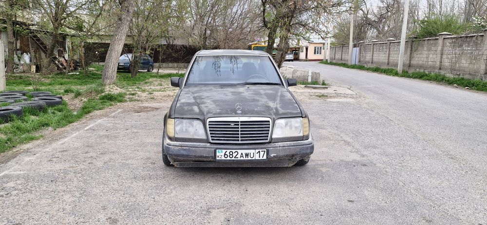 Mercedes w124 E220