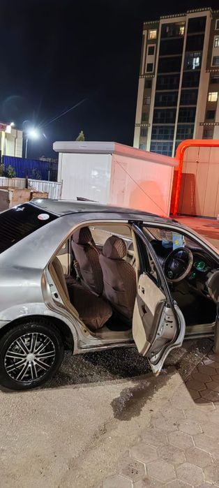 Продам Мазду 2002 год