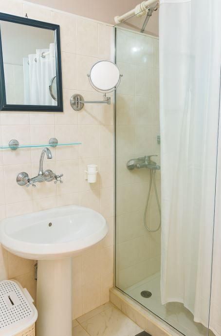 Дава се под наем Двустаен апартамент в Варна, ВИНС - 55 кв.м за 490 € - Снимка #4