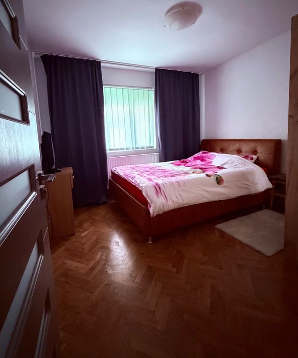 Apartament de închiriat