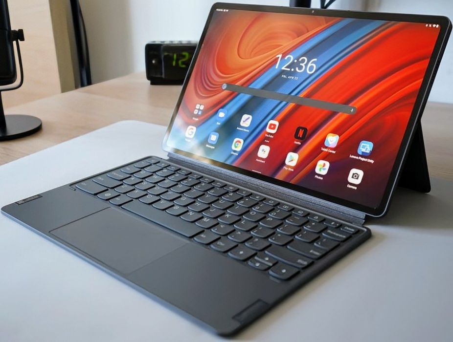 Lenovo tab p12 pro 5g 1 ТБ карта, клавиатура, писалка, калъф, гаранция