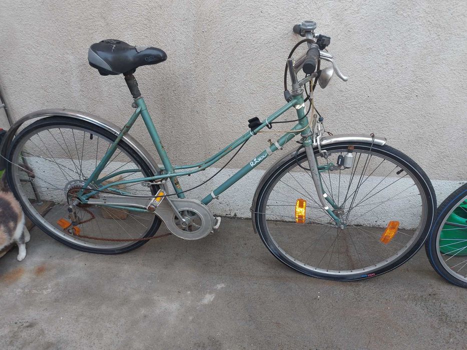 Vand 2 biciclete si un tv sport Samsung