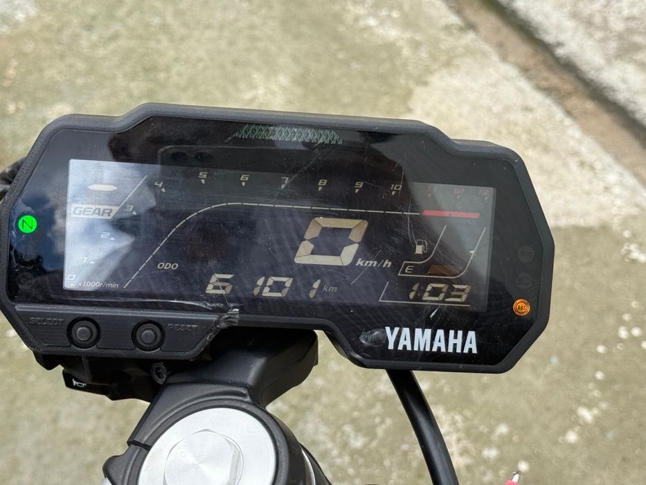 Yamaha yzf r125 2021 avariata