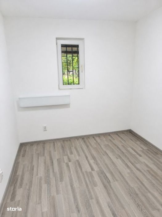 Garsoniera, zona Turnuri, Bals