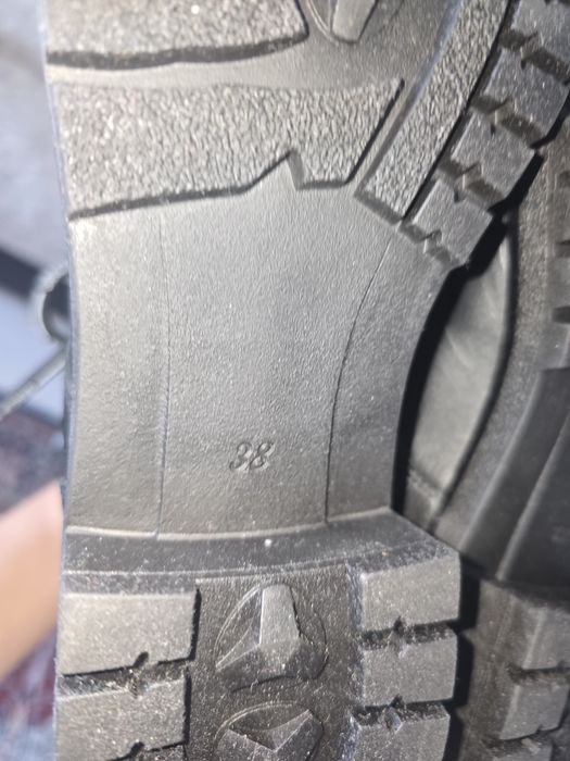 Ново боти с цип и връзки 38 номер