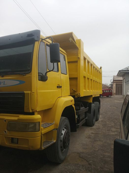 Howo sinotruk sotiladi