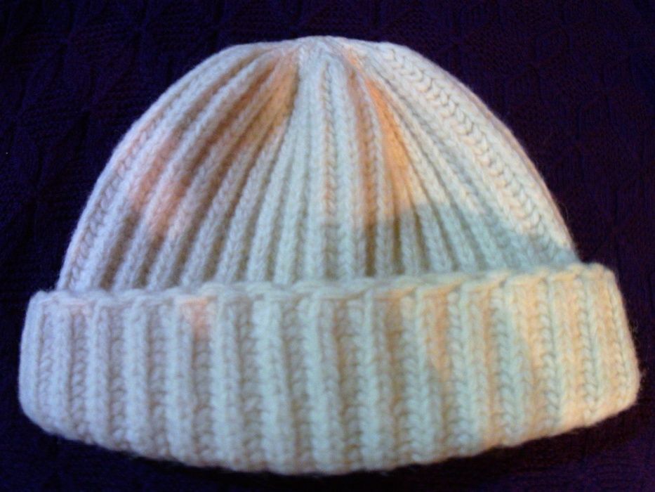 Caciuli din lana lucrate manual caciula calduroasa pentru sezonul rece