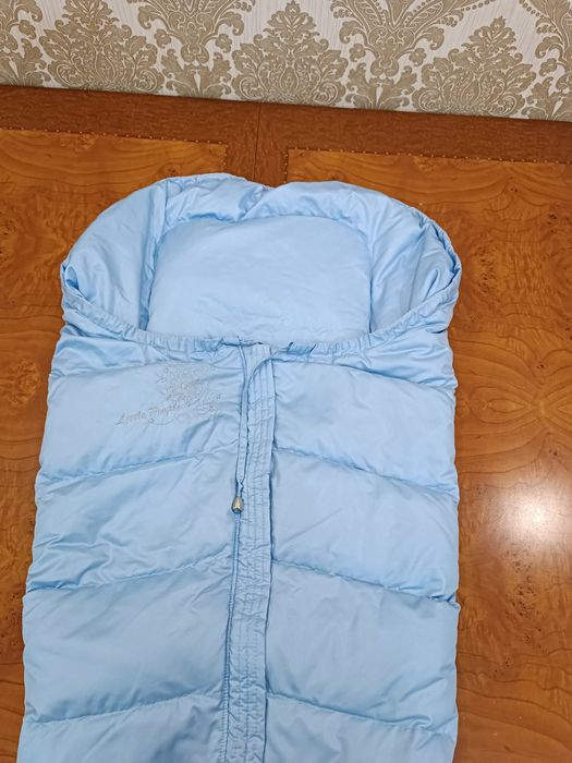 Продам конверт на выписку. Бренд