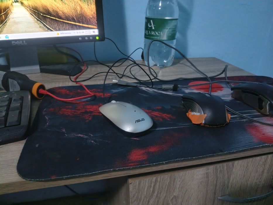 Vând PC dell stare foarte bună