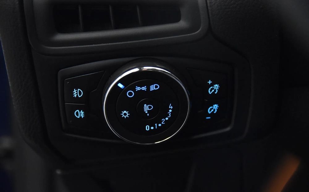 Vând Ford Focus 2013