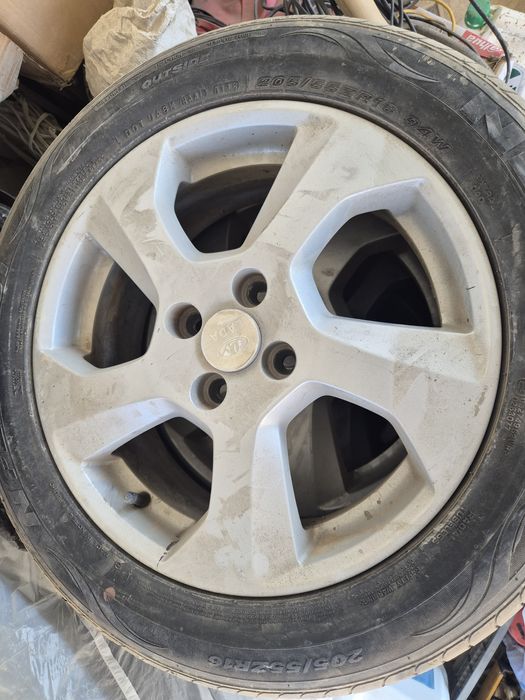 Диски с шинами R16  4/100