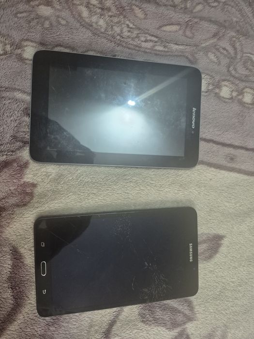 Продам планшеты срочно