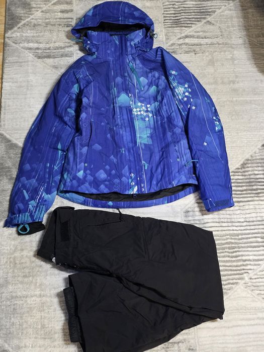 Дамски ски екип Salomon 20 000мм