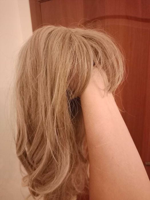 Шикарный парик женский