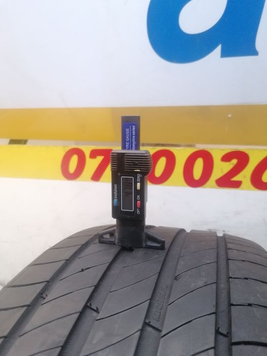 215/55/18 99V 2*Michelin Vara, Dot 0321